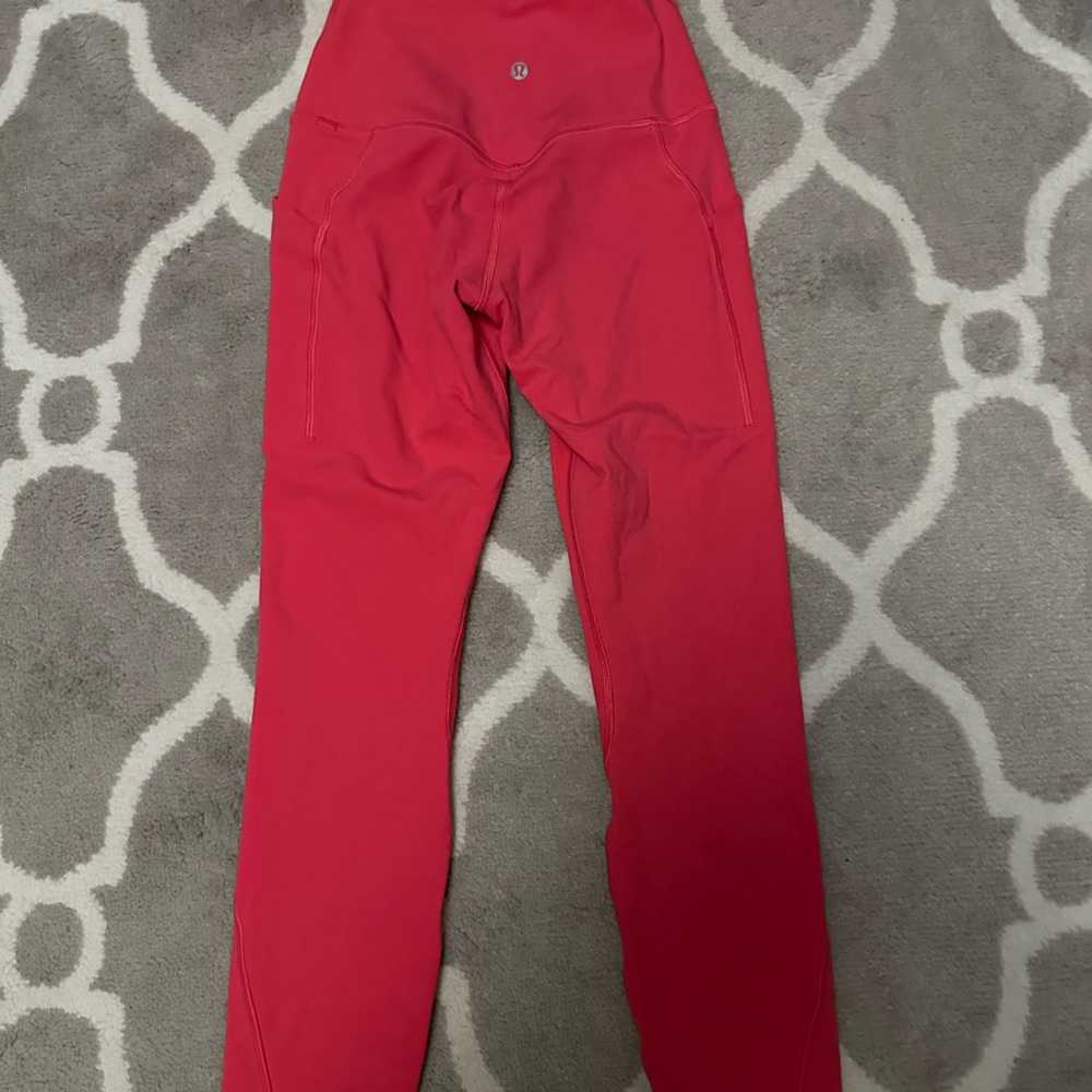 Lululemon Align Leggings Size 4 with pockets
